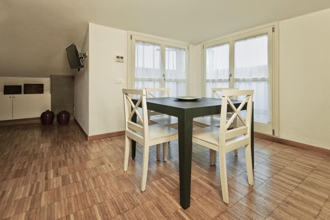 Vialeromadodici Rooms & Apartments Лацизе Экстерьер фото