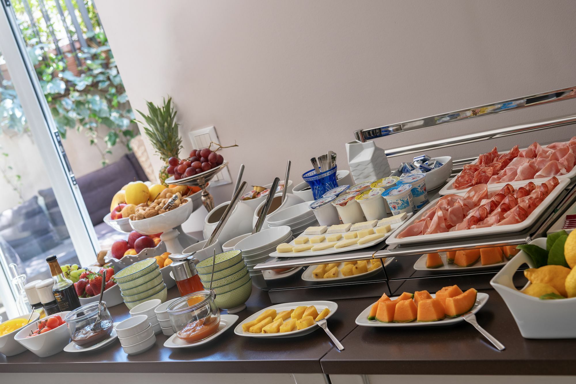 Vialeromadodici Rooms & Apartments Лацизе Экстерьер фото